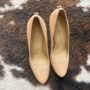 Michael Kors Nude Pump Size 9.5